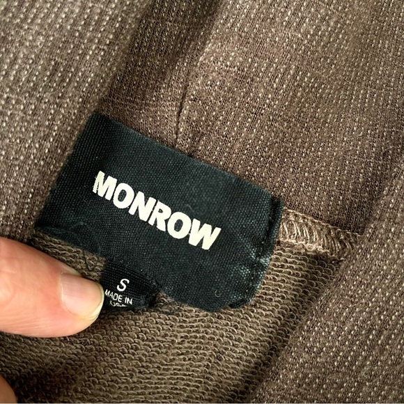 Monrow Taupe Knit Top - Picture 2 of 4